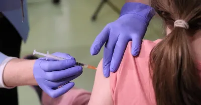 MZ: 29 września ruszą szczepienia przeciw COVID-19 dla dzieci poniżej 12. roku życia